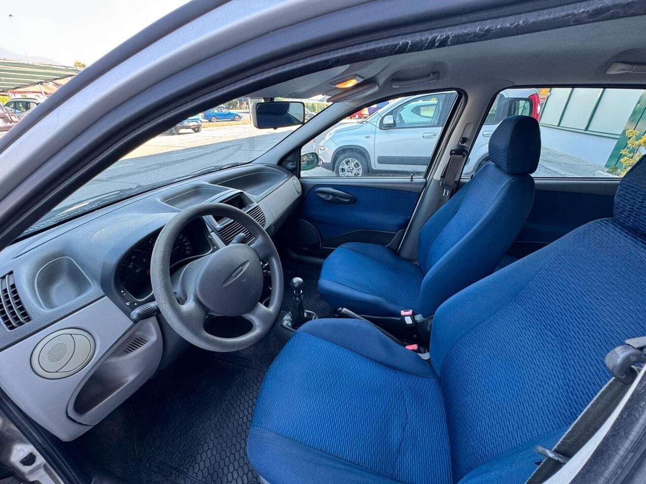 Fiat Punto 1.2i 16V cat 5 porte ELX