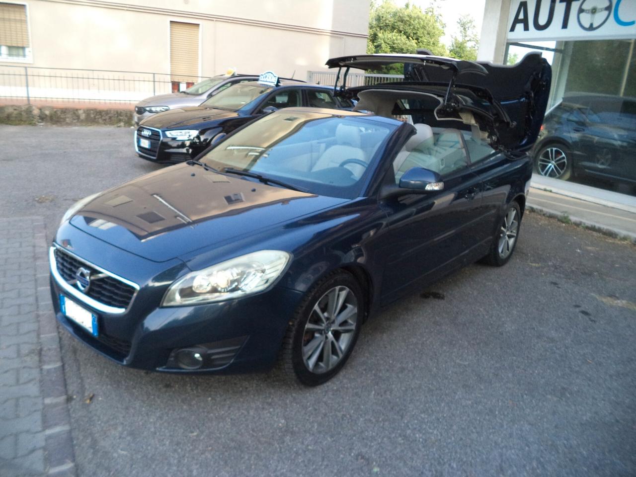 Volvo C70 D3 Geartronic Summum