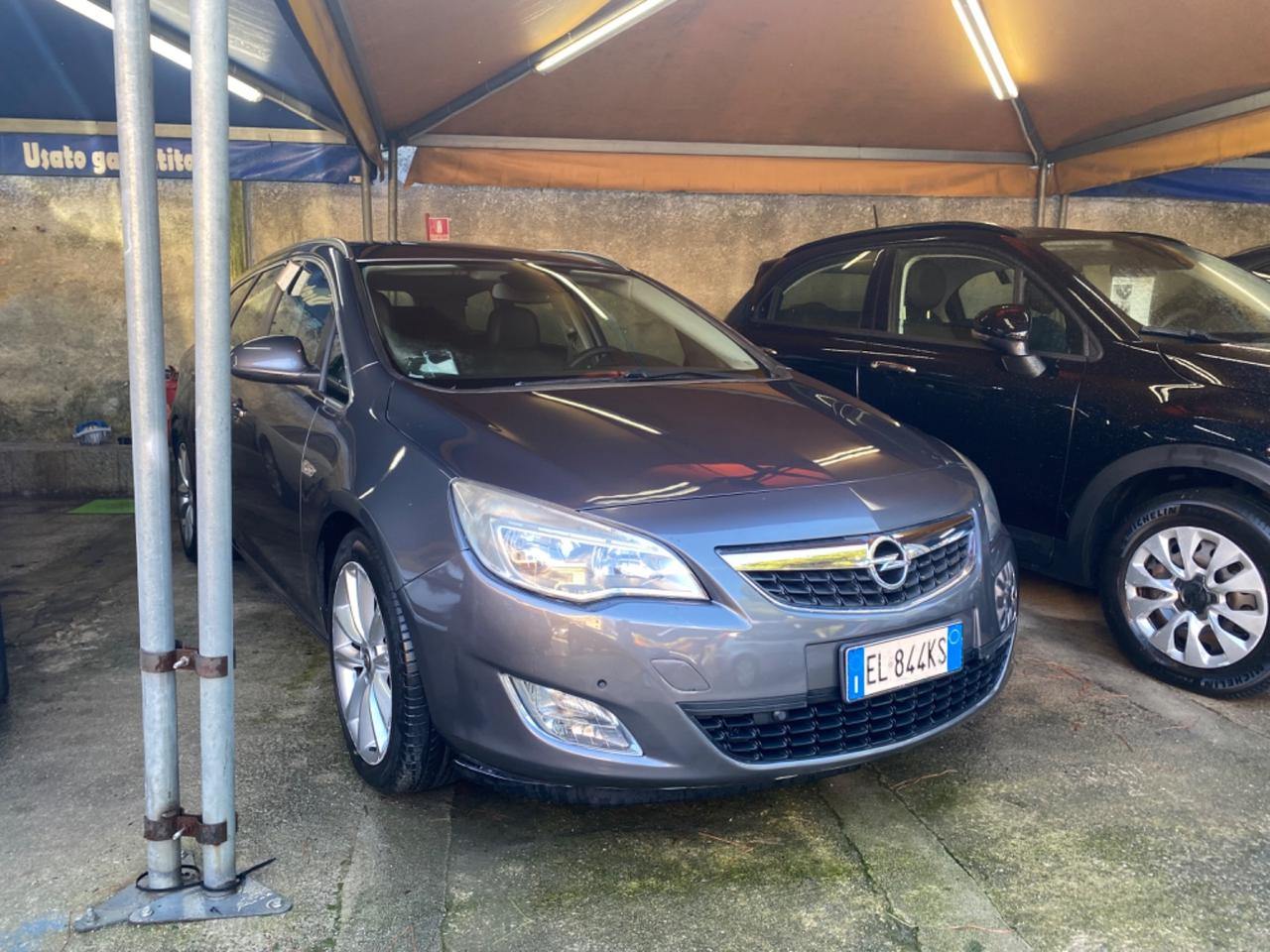 Opel Astra 2.0 CDTI 165CV Sports Tourer Cosmo