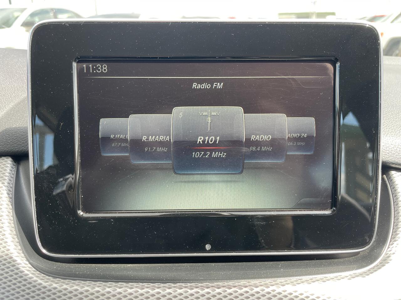 Mercedes-benz B 180 1.5 CDI 110cv Premium-NAVIGATORE-RETROCAMERA