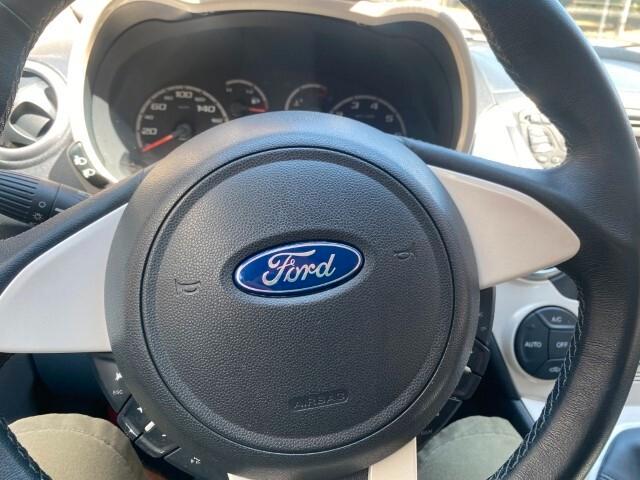 Ford Ka 1.2 8V 69CV Titanium