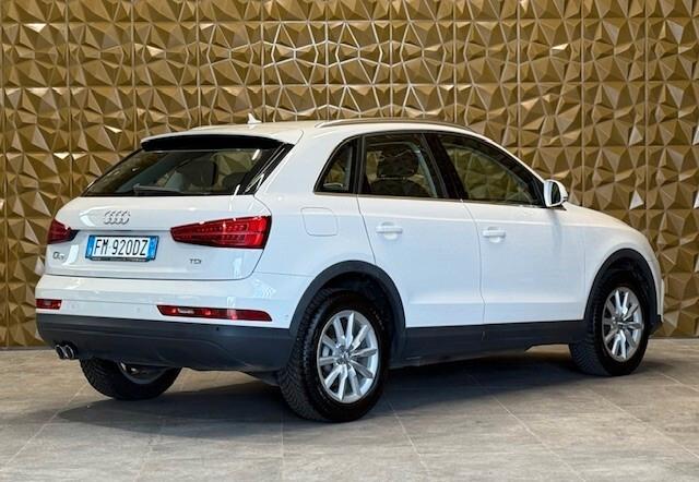 Audi Q3 2.0 TDI 120 CV Design