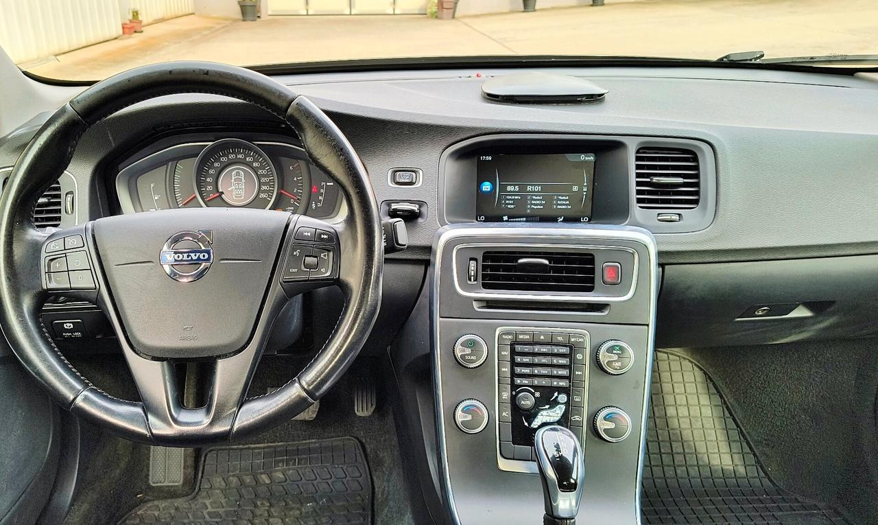 Volvo S60 D3 Automatico 136cv *Ok Neopatentati*