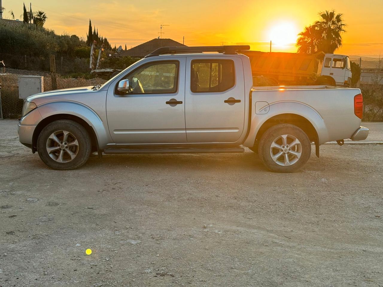 Nissan Navara 2.5 dCi 4 porte Double Cab Platinum