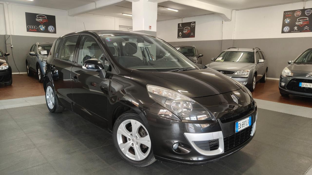 Renault Scenic Scénic X-Mod 1.5 dCi 110CV Luxe