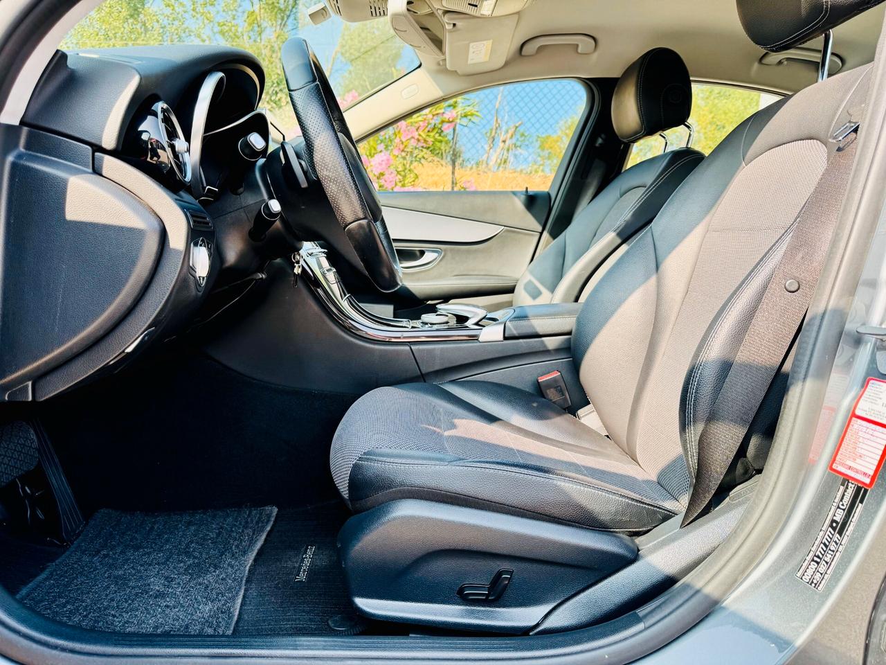 Mercedes-benz C 200 d Premium / LED / NAVI / Automatica