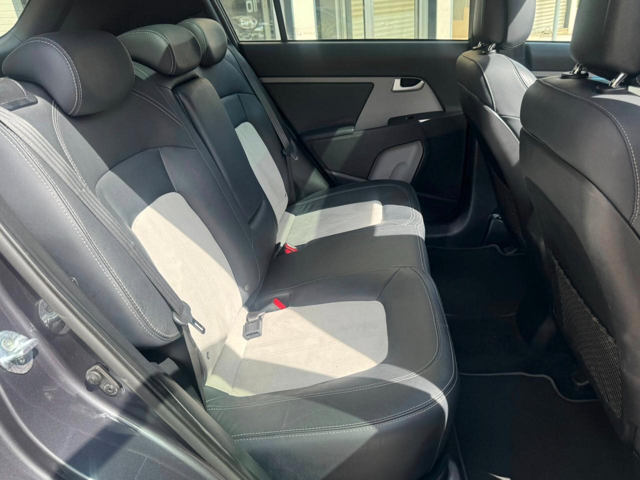 KIA SPORTAGE 1.7 CRDI 115 CV. TETTO APRIB.+NAVI+RETROCAMERA