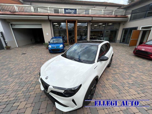 ALFA ROMEO Junior 1.2 145 CV Hybrid eDCT6 Speciale KM 0