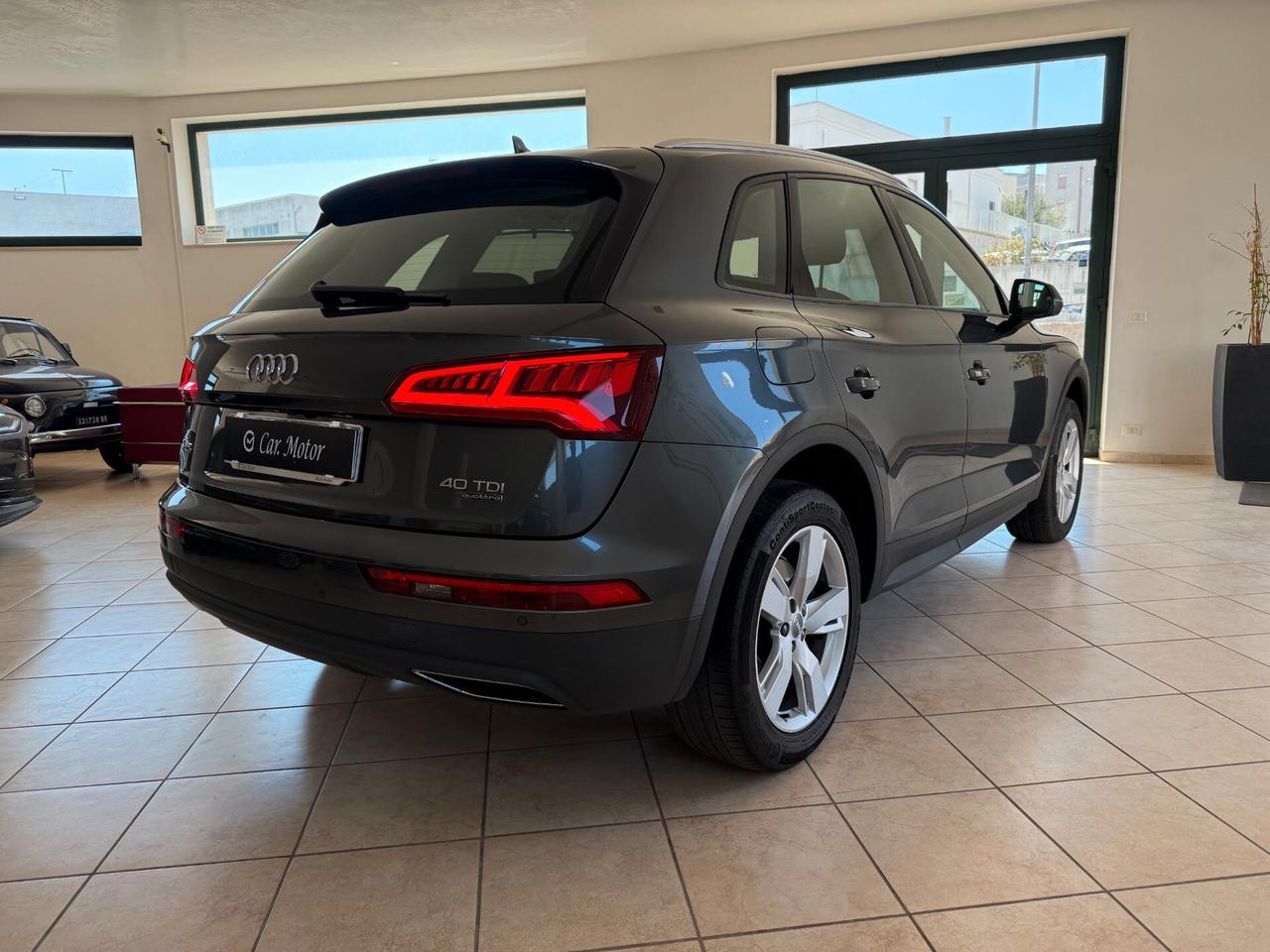 Audi Q5 2.0 TDI 190 CV quattro S tronic Business Sport