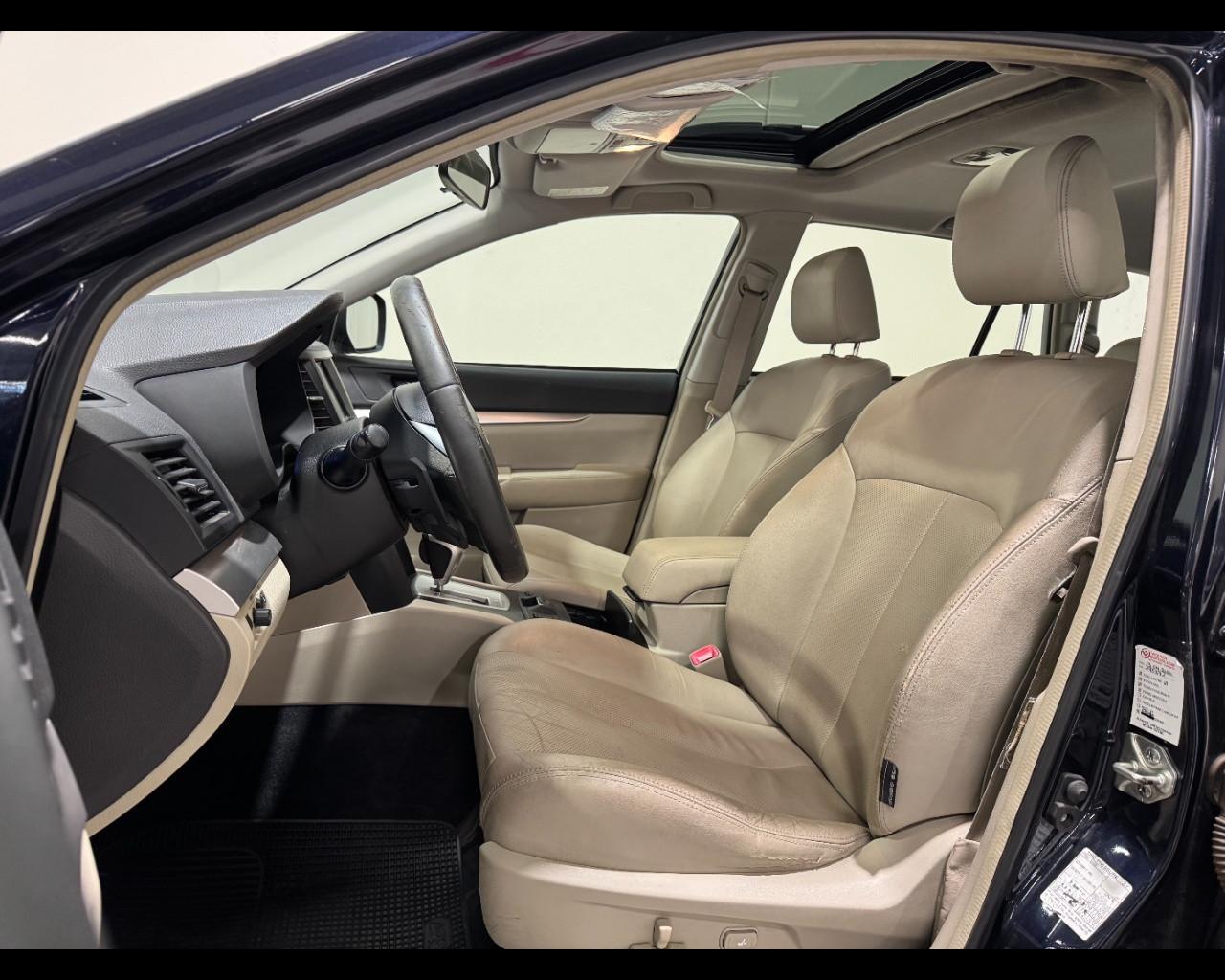 SUBARU OUTBACK 2.0D LINEARTRONIC TREND