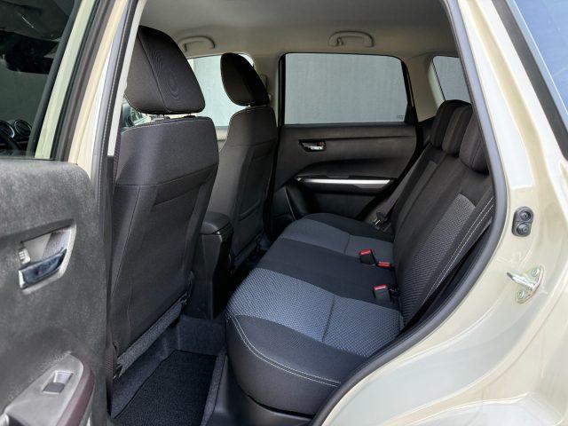 SUZUKI Vitara 1.4 Hybrid Aut. 4WD BiColor Comfort Camera DAB+
