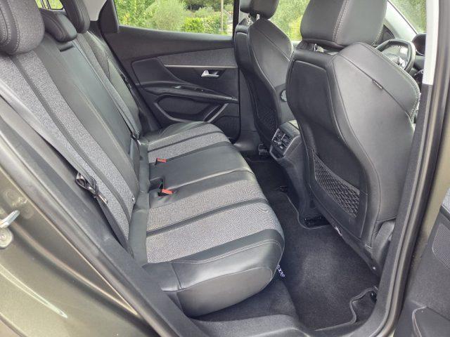 PEUGEOT 3008 BlueHDi 120 S&S Allure