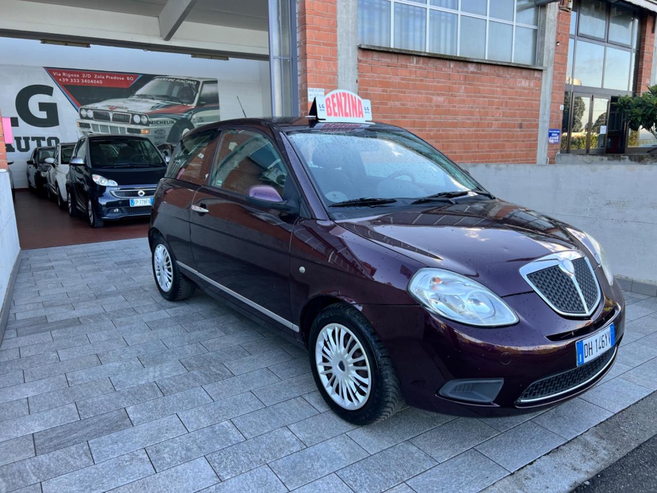 Lancia Ypsilon 1.2 Argento