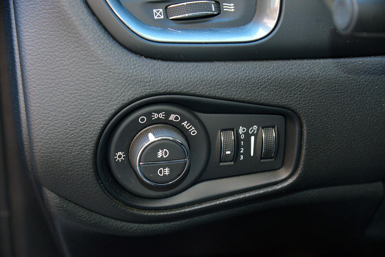 Jeep Renegade 1.6 MJT Limited 130CV PARI AL NUOVO