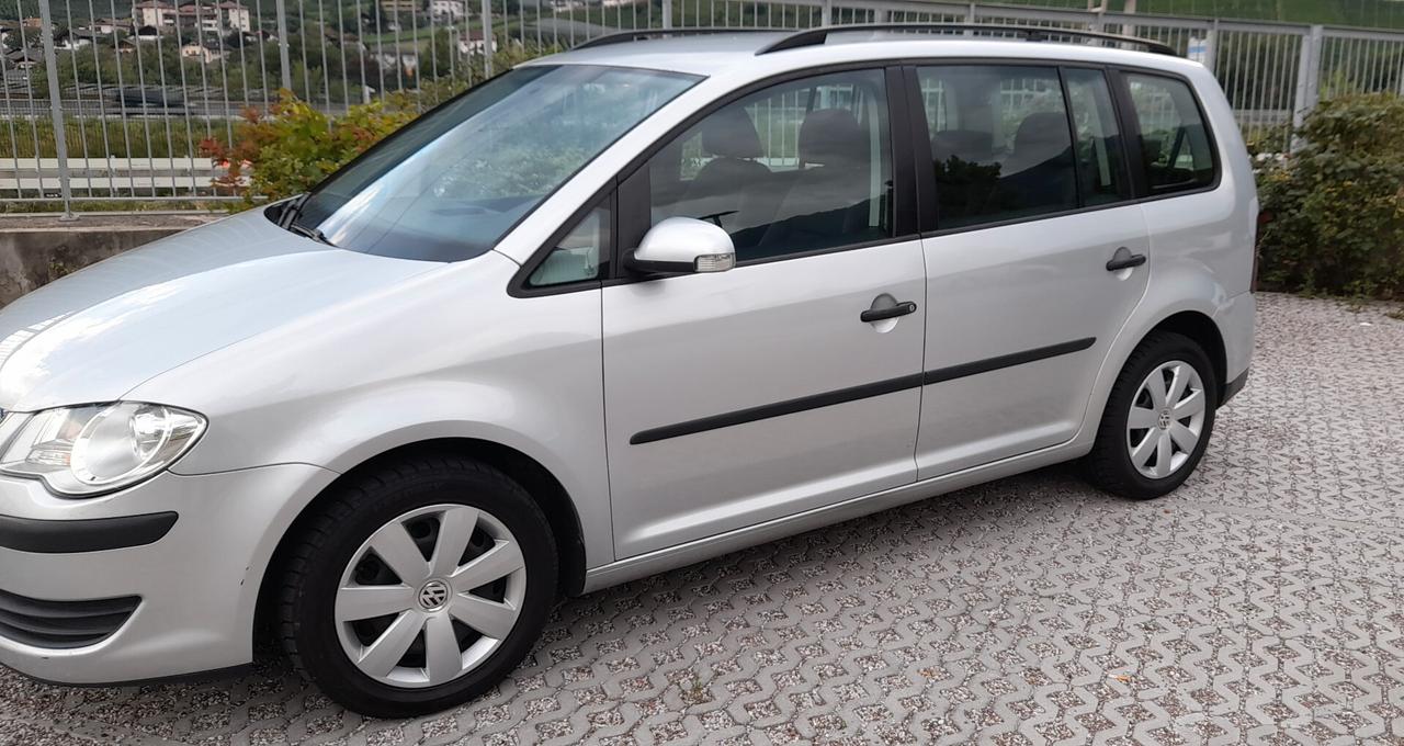 Volkswagen Touran 1.9 TDI 105CV DPF Trendline 7 posti