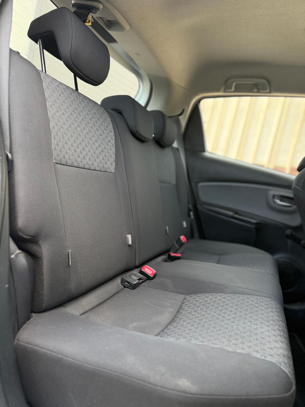 Toyota Yaris 1.4 D-4D 5 porte Lounge