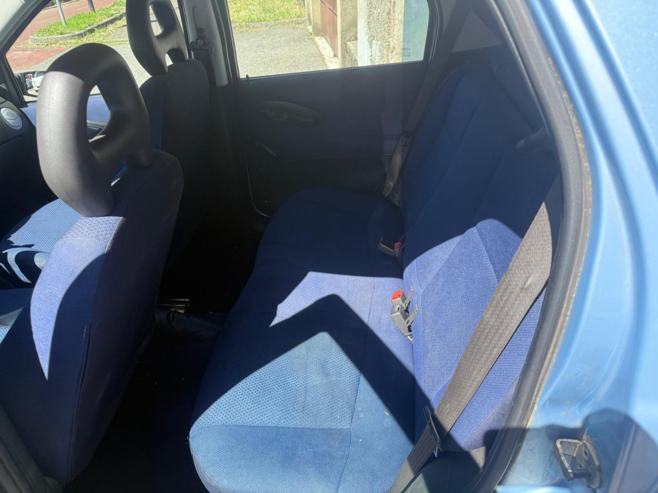 Fiat Punto 1.2i cat 5 porte ELX