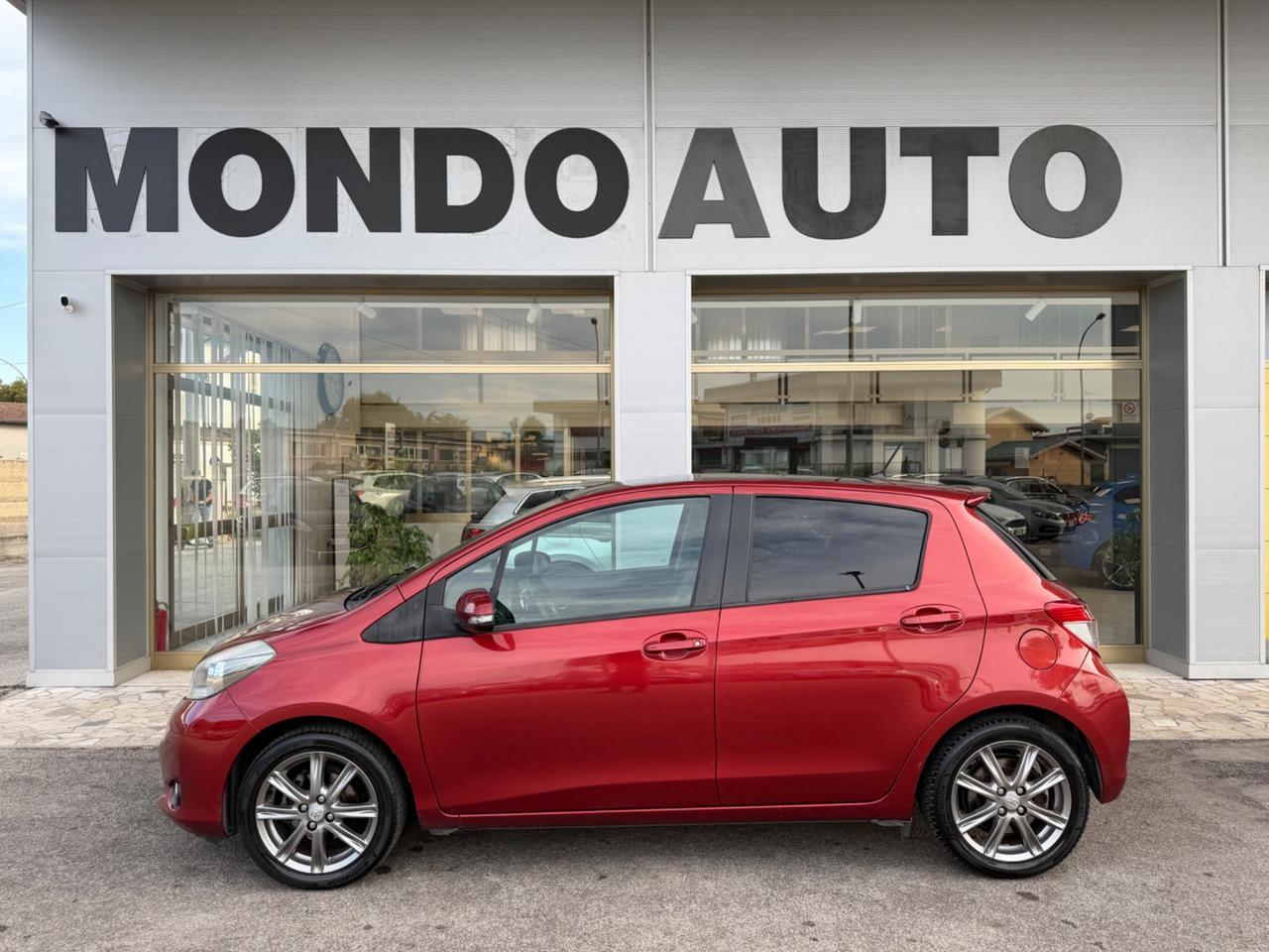 Toyota Yaris 1.3 5 porte Style