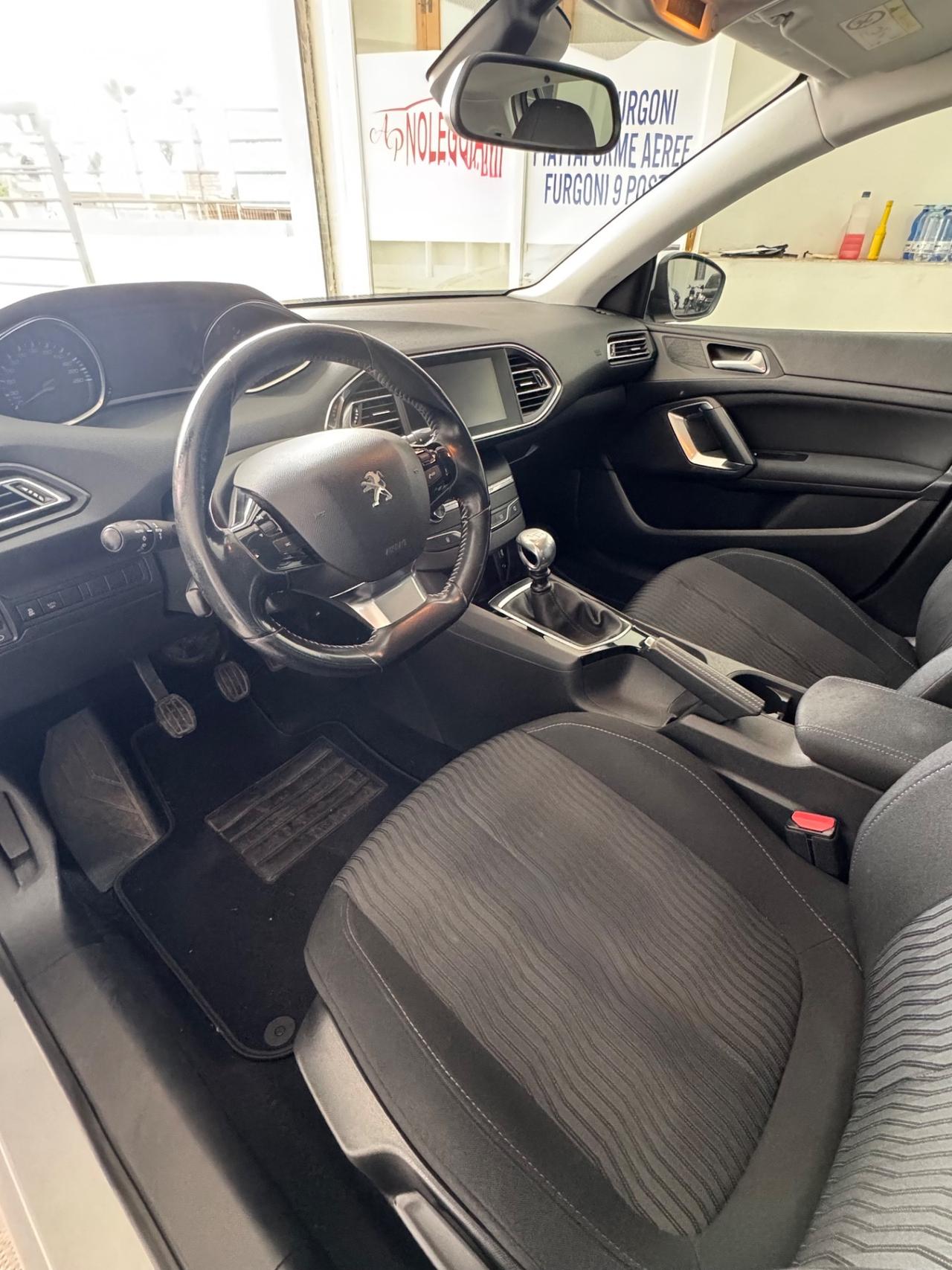 Peugeot 308 1.6 cv 120 cv Diesel