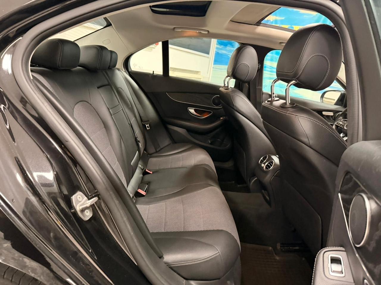 Mercedes-benz C 220 d Auto Premium