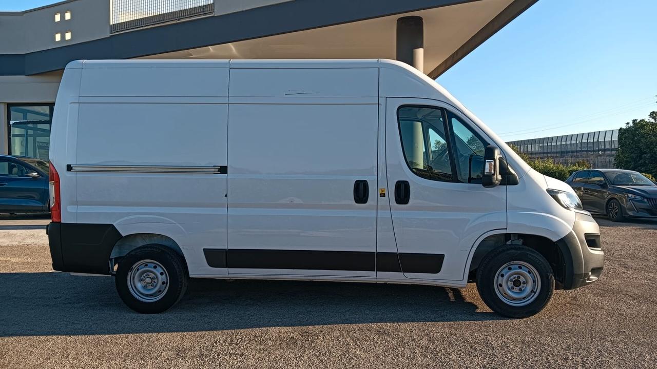 Peugeot Boxer 335 2.2 BlueHDi 140 S&S PLM-TA Furgone