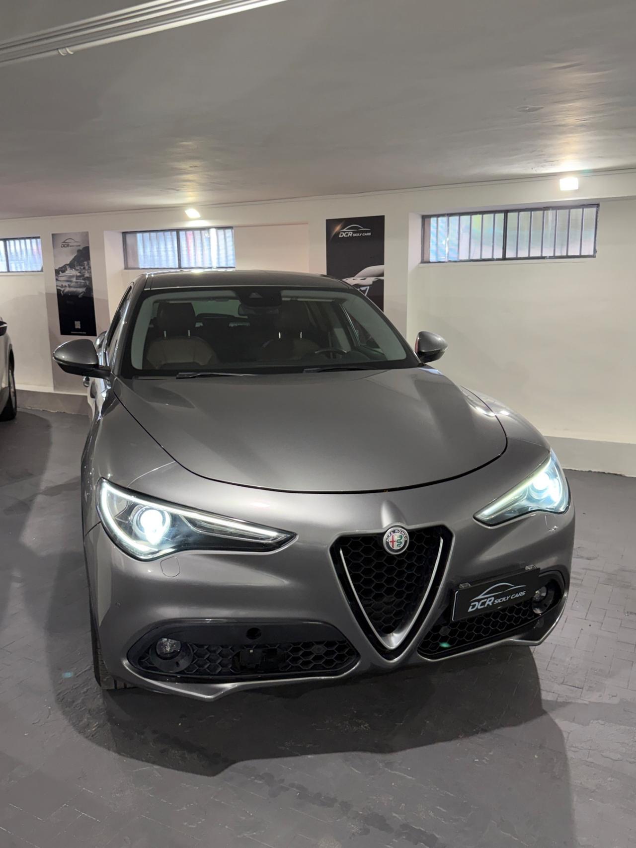 Alfa Romeo Stelvio 2.2 Turbodiesel 210 CV AT8 Q4 Executive