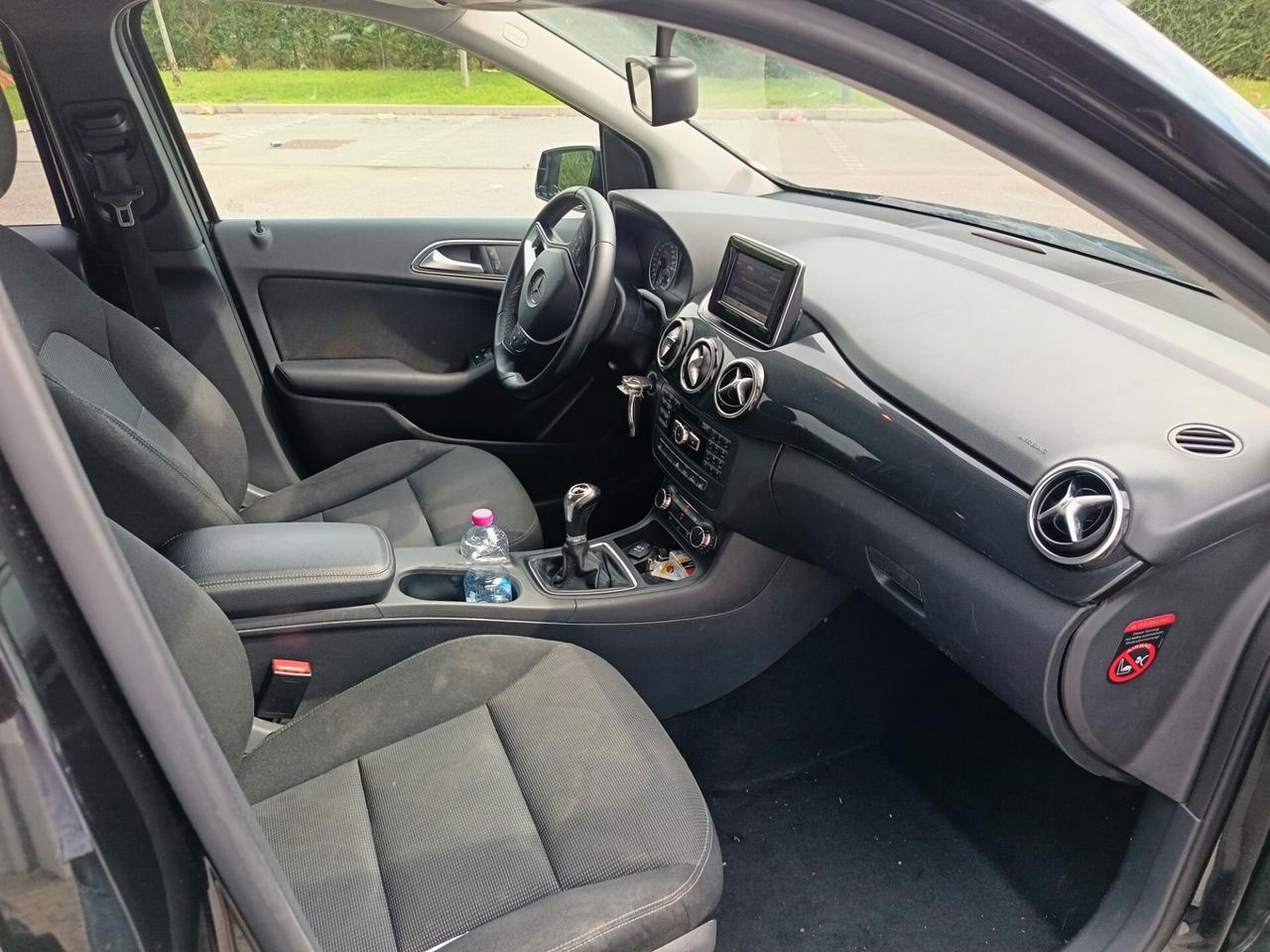 Mercedes-benz B 180 CDI Premium ok neo patente