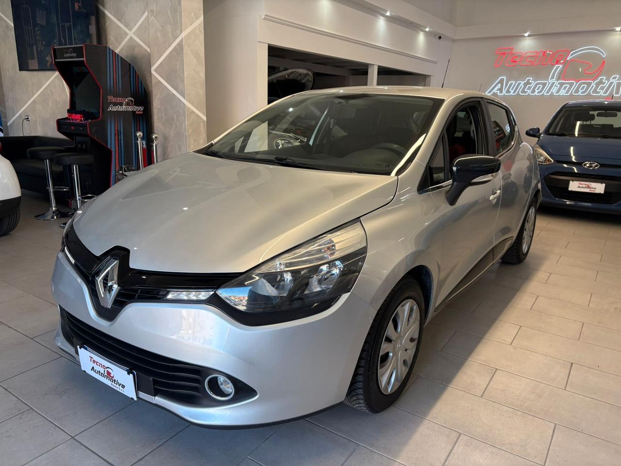 Renault Clio 1.2 75CV 5 porte Live