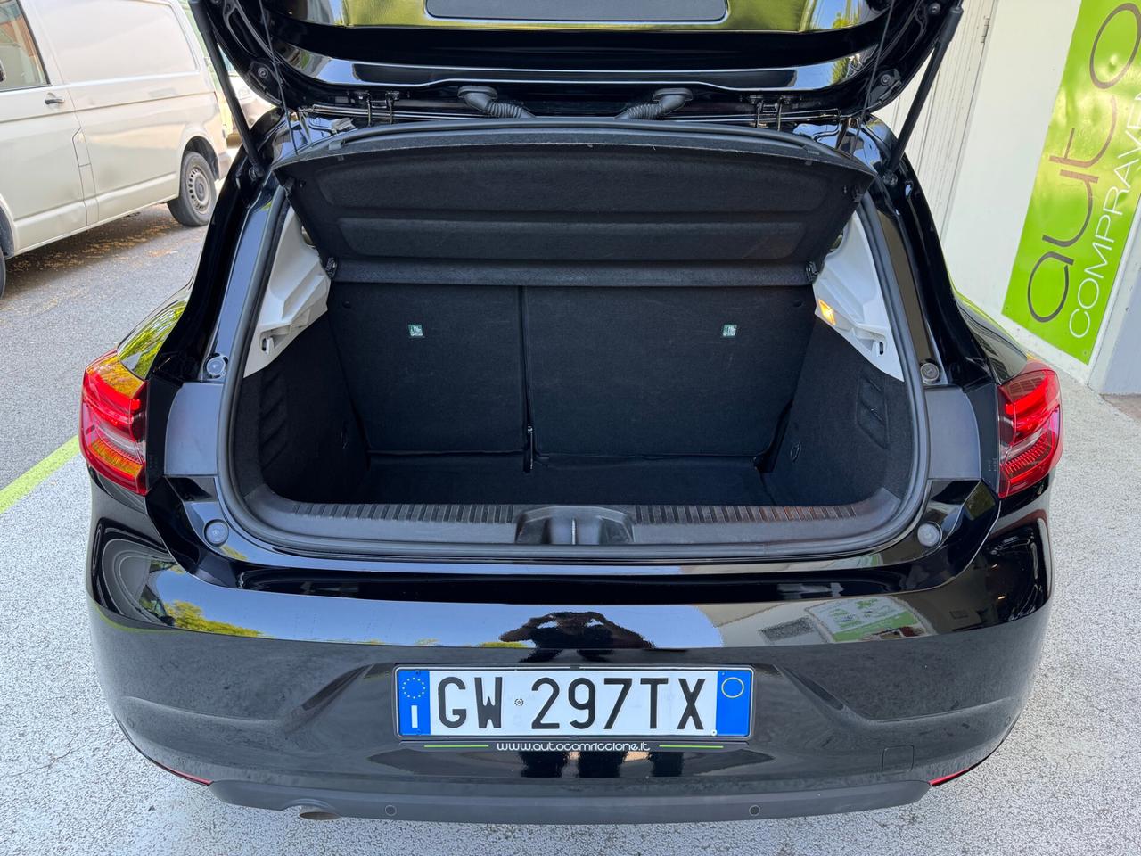Renault Clio 1.0tce Zen LED-ADAS GARANZIA 24 MESI