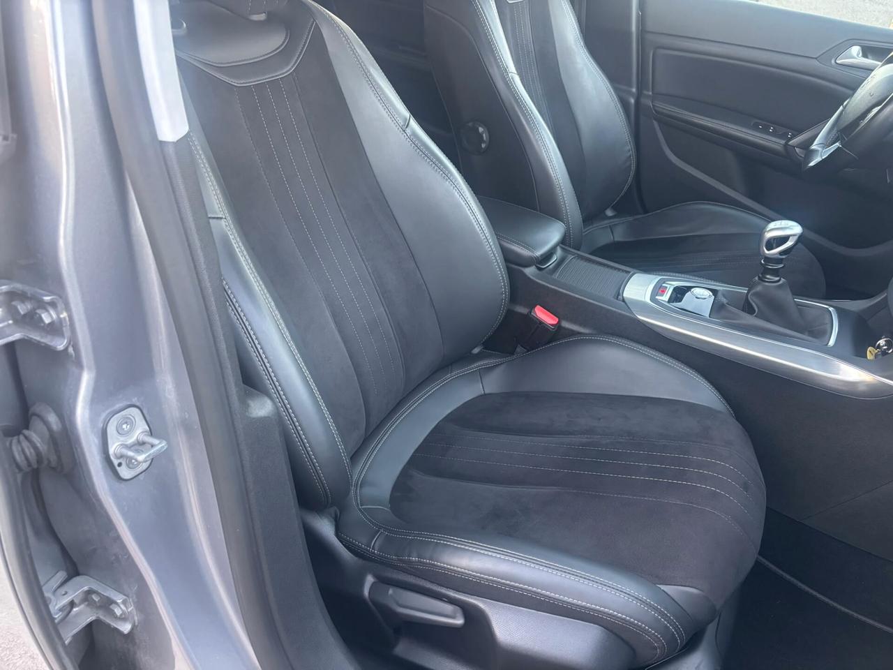 Peugeot 308 BlueHDi 120 S&S EAT6 GT Line