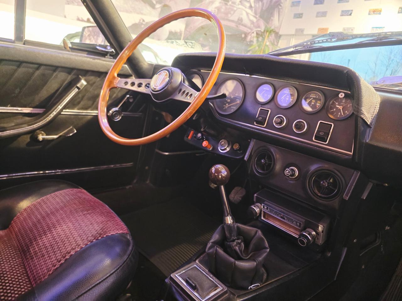 Fiat 124 Coupe coupe' 1.6 cc Targhe originali