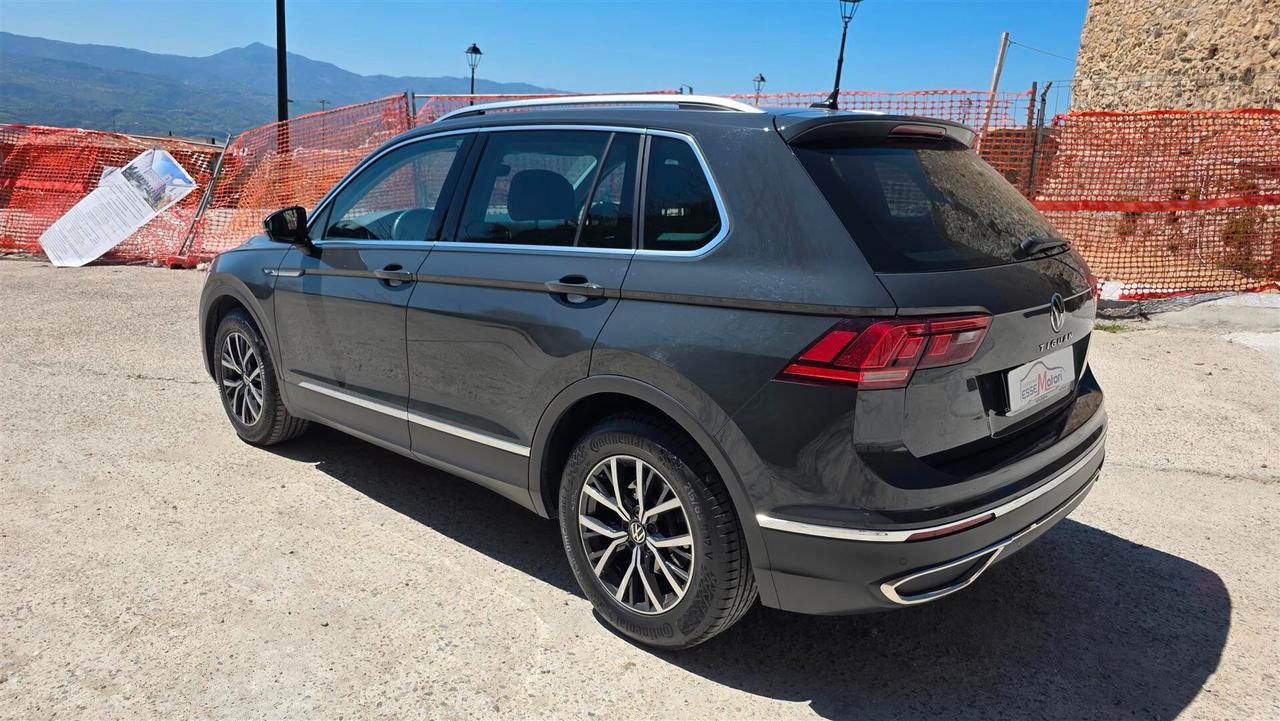 Volkswagen Tiguan 2.0 TDI 150 CV SCR DSG Elegance