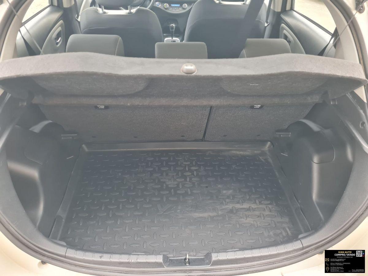 TOYOTA YARIS HYBRID-71.000 KM-GARANZIA FINO AL 2032