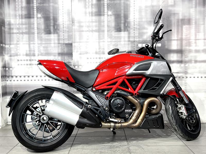 Ducati Diavel 1200