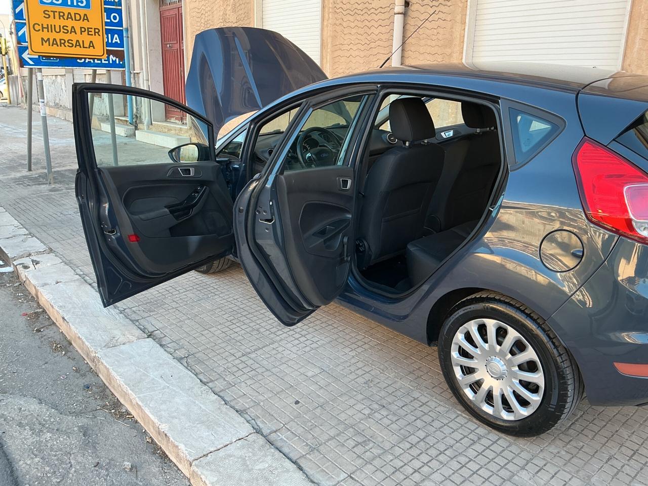 Ford Fiesta 1.5 TDCi 75CV 5 porte