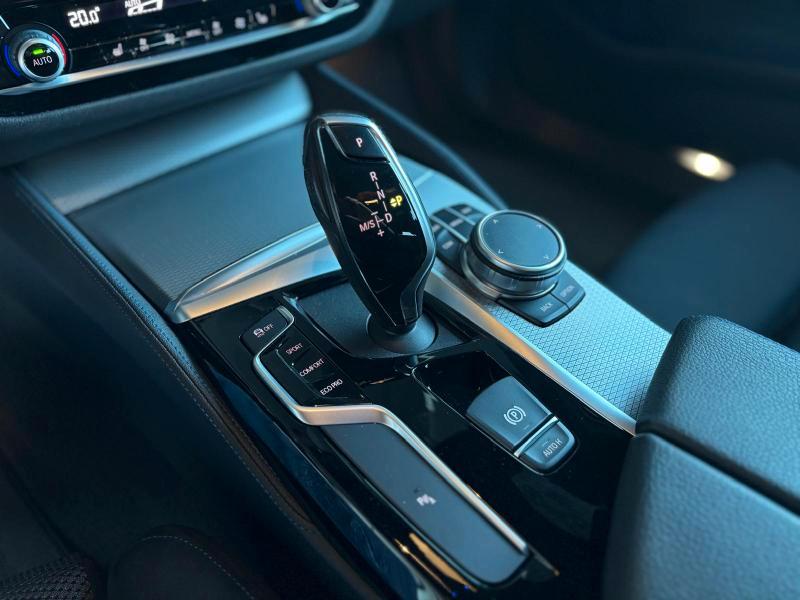 BMW 520 d Touring mhev 48V xdrive Msport auto