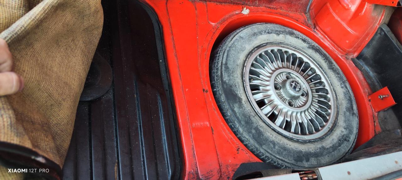 Alfa Romeo Spider 2.0 Veloce 131CV (ITALIANA)