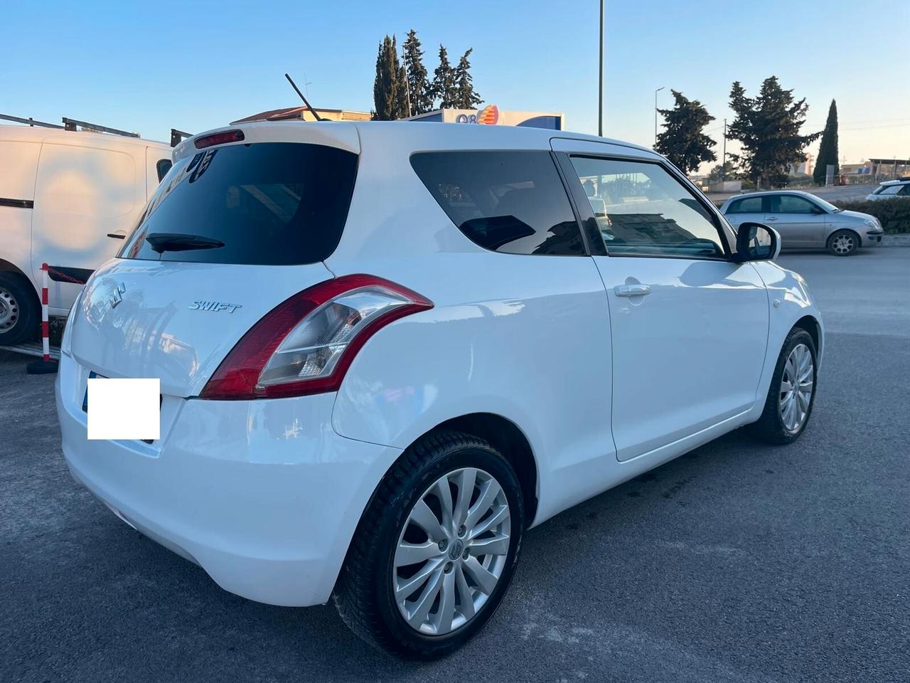 Suzuki Swift "Finanziabile Senza Busta Paga"