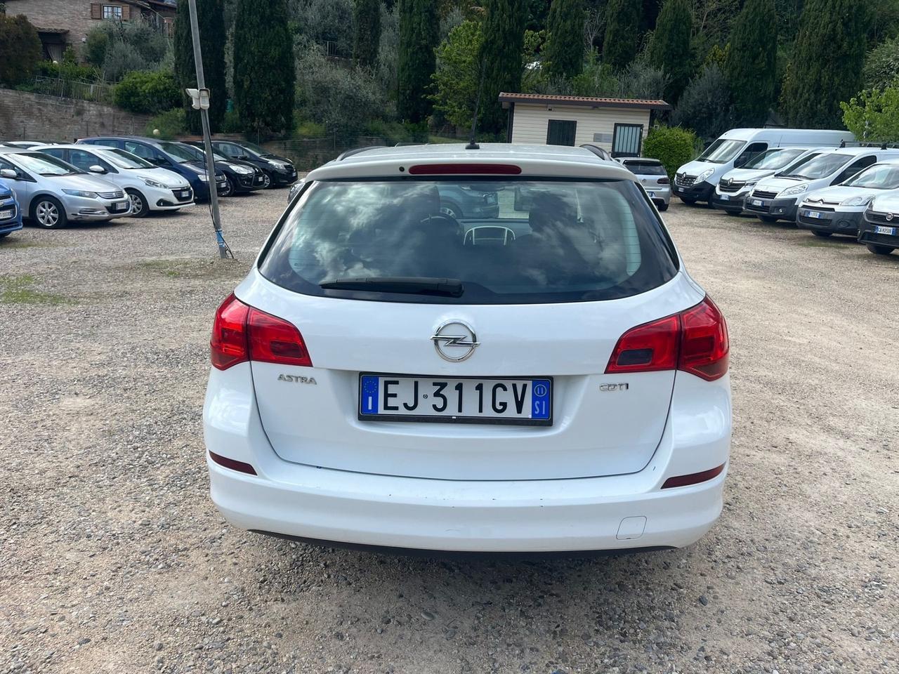 Opel Astra 1.7 CDTI 110CV Sports Tourer Cosmo