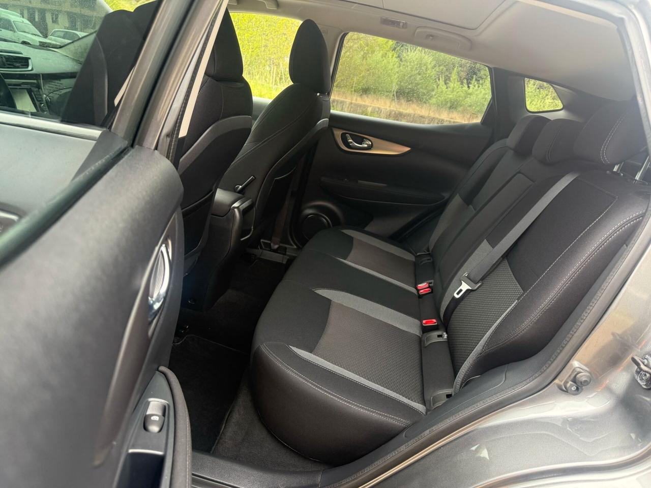 Nissan Qashqai 1.6 dCi 4WD N-Connecta
