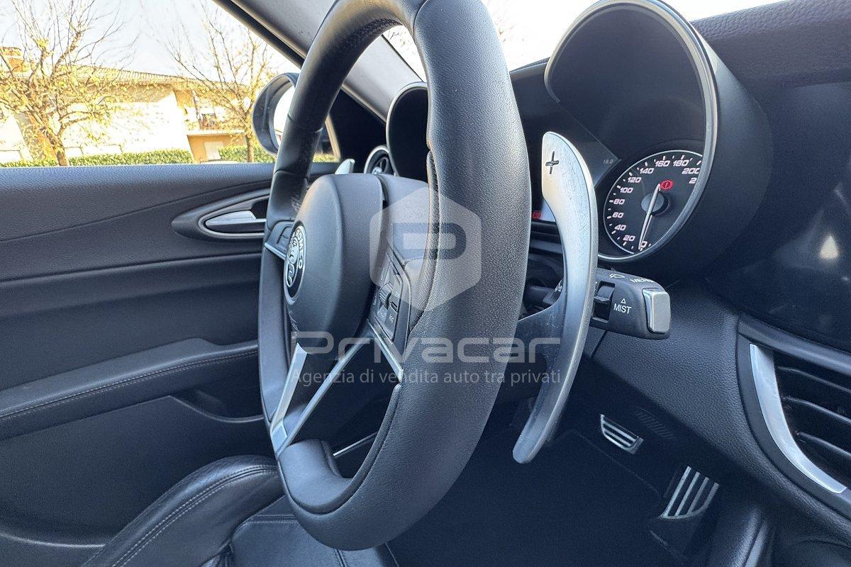 ALFA ROMEO Giulia 2.2 Turbodiesel 210 CV AT8 AWD Q4 Veloce