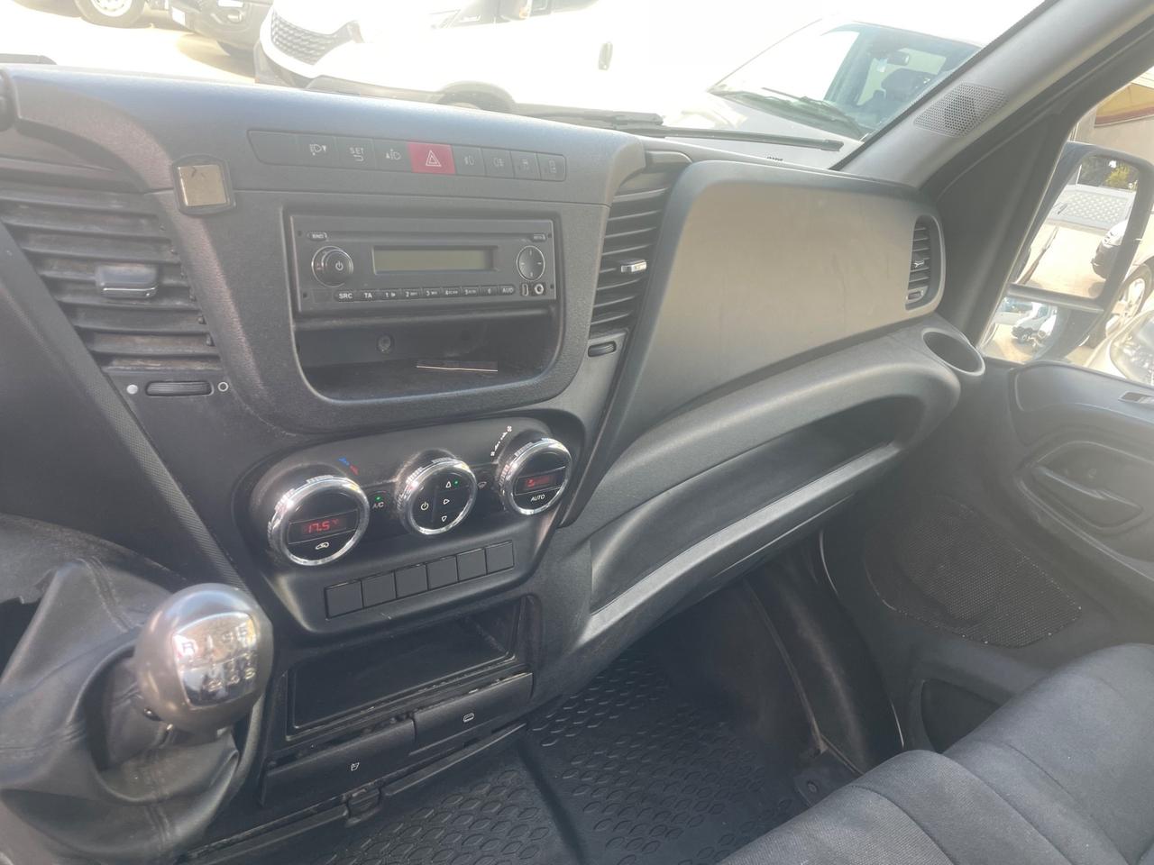Iveco daily 35c15 furgone L4 H2