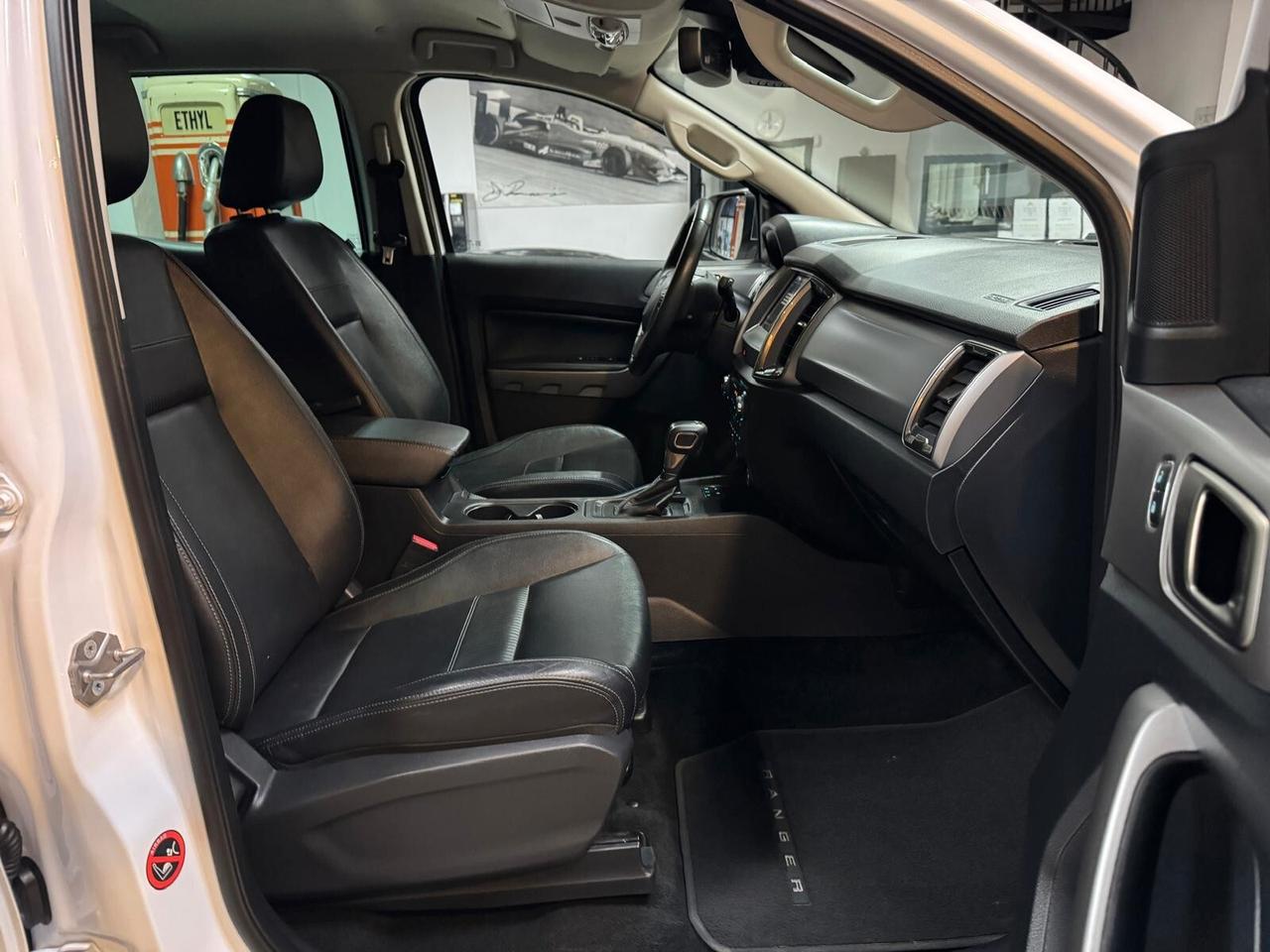 Ford Ranger 2.0 TDCi DC Limited 5 posti PERFETTA FATTURABILE !!!!!!!!