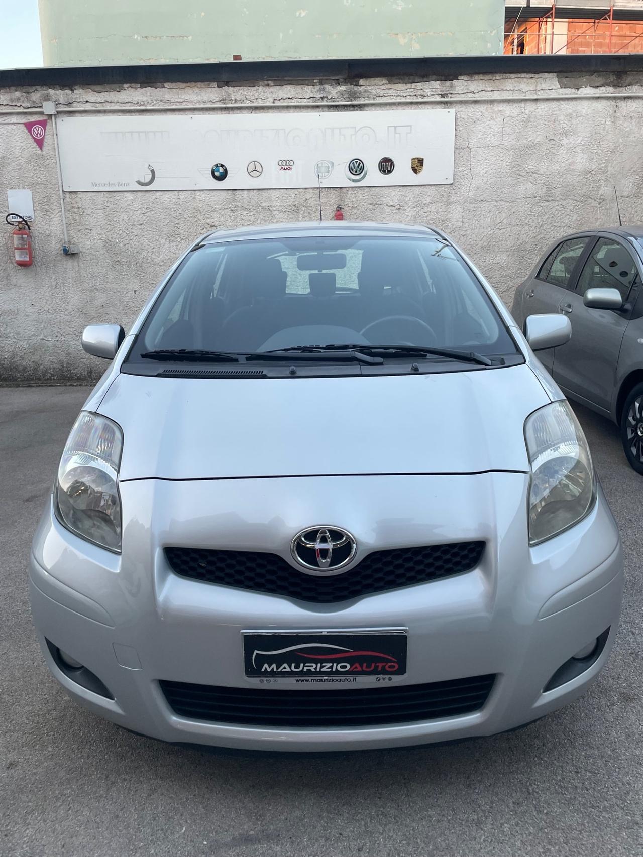 Toyota Yaris 1.0 5 porte Lounge FULL dal nord Italia bella