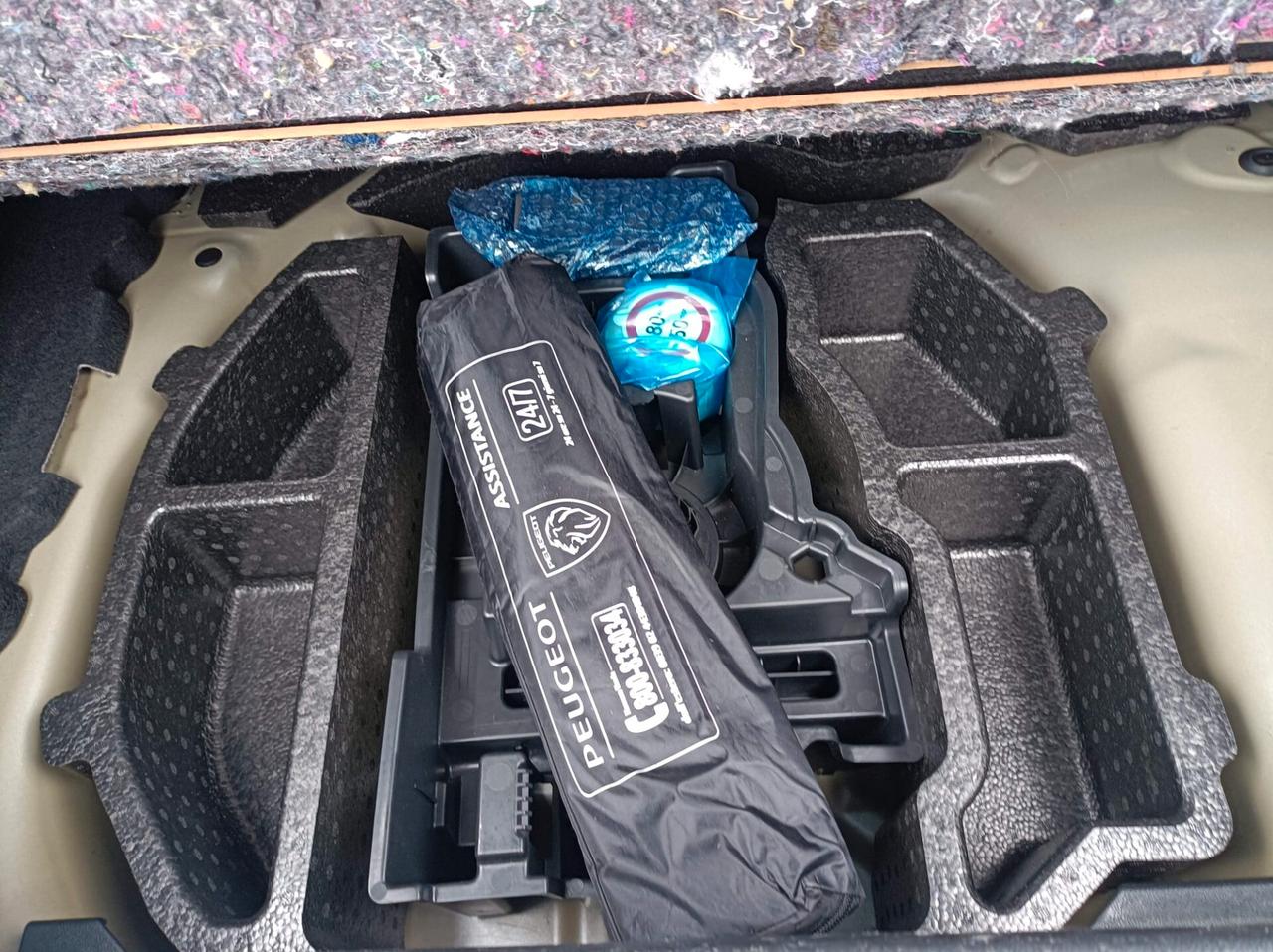 Peugeot 208 BlueHDi 100 Stop&Start 5 porte Allure