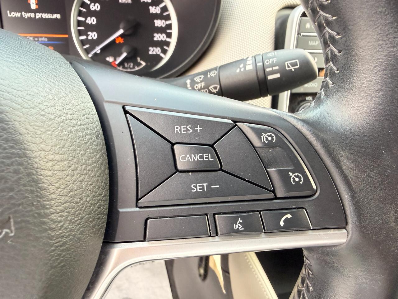 Nissan Micra IG-T 100 5 porte N-Connecta