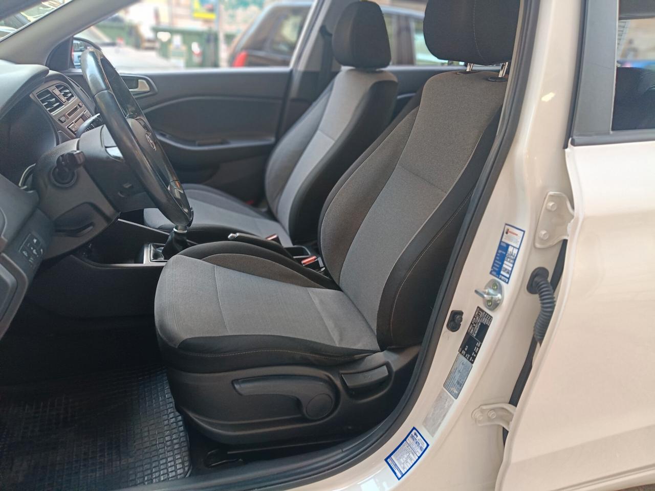 HYUNDAI I20 1100 DIESEL-NEOPATENTATI-Euro 6890-