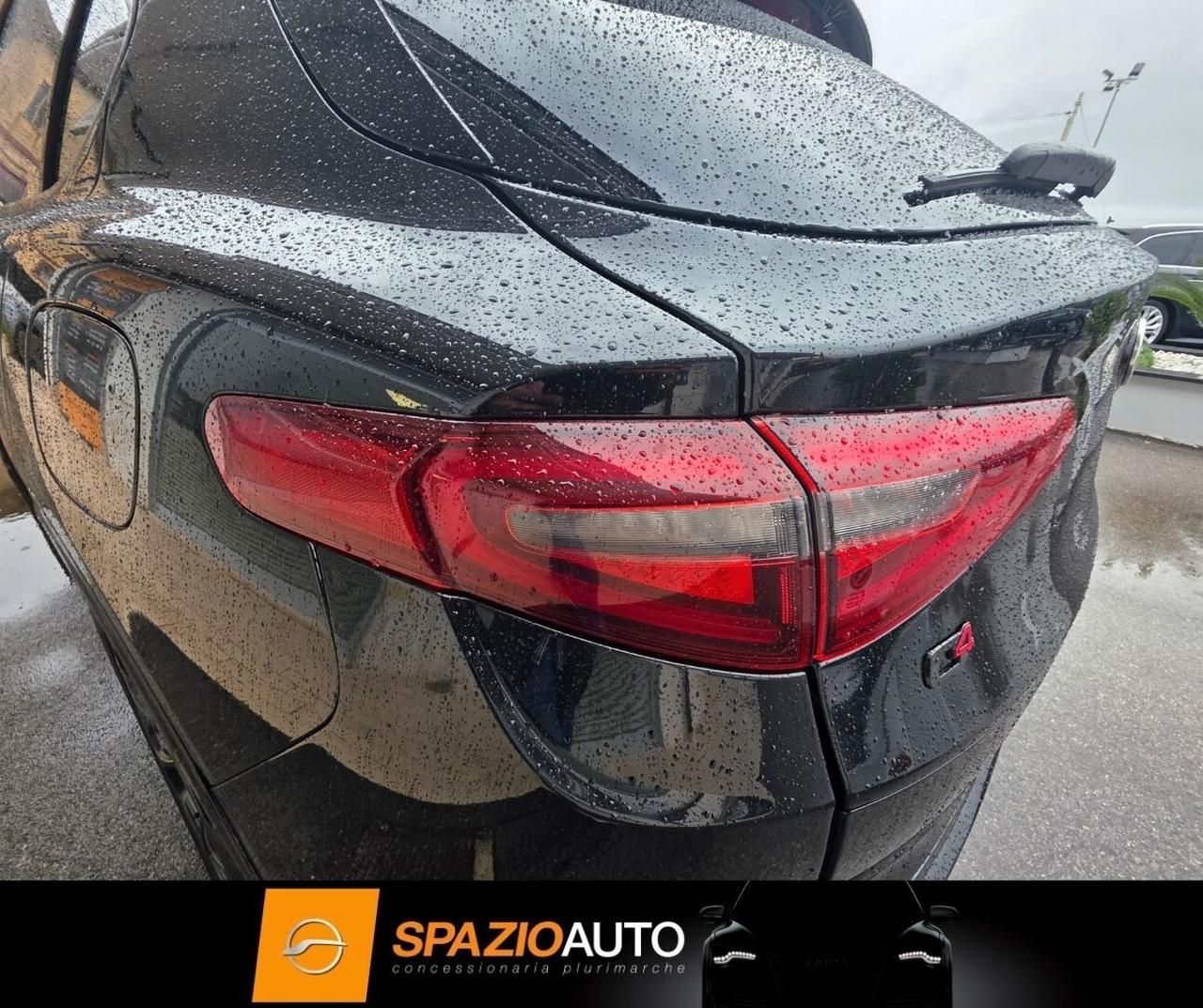 Alfa Romeo Stelvio 2.2 Turbodiesel 180 CV AT8 Q4 *VELOCE* IPER FULL