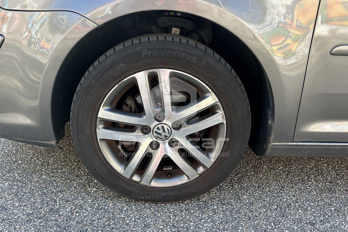 VOLKSWAGEN Touran 1.6 Trendline
