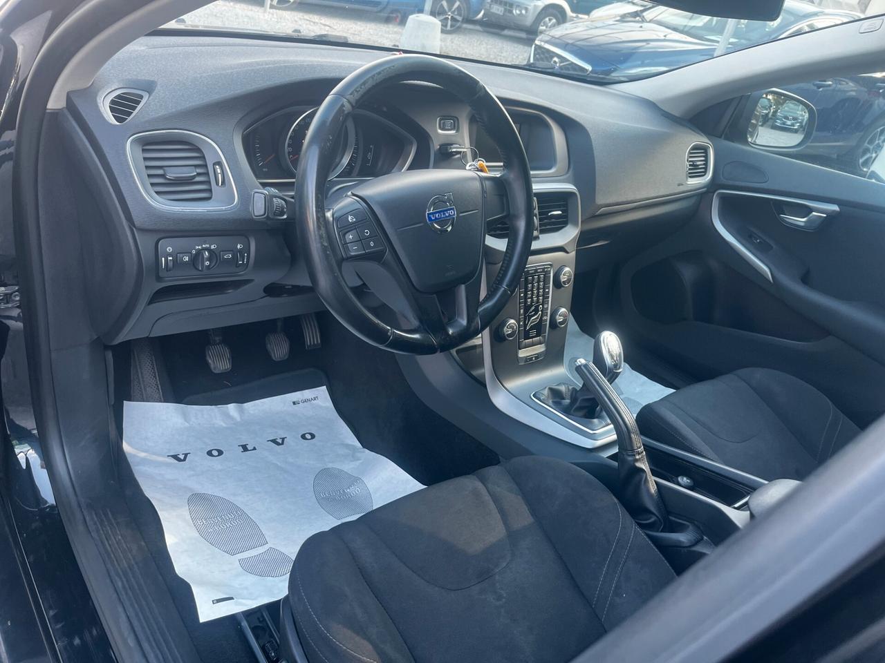 Volvo V40 T2 Style